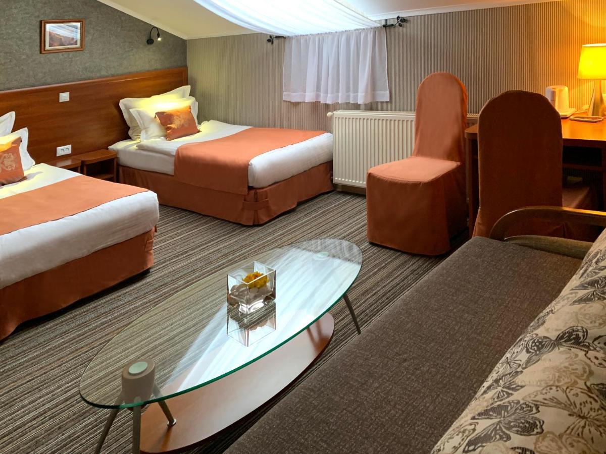 Eney Boutique Hotel Lviv Kamer foto